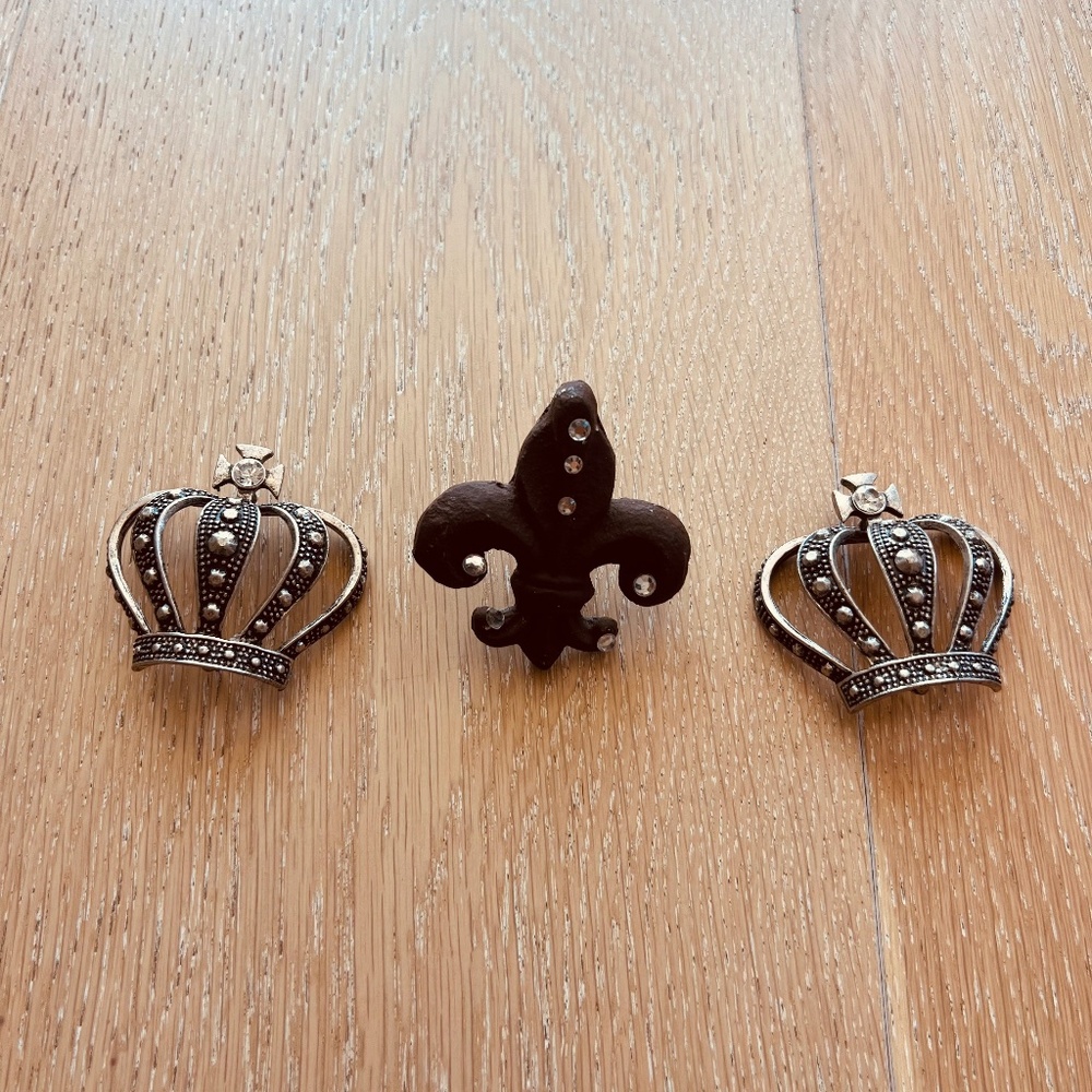 Three Candle Pins (2) Crown Candle Pins (1) Fleur De Lis Candle Pin